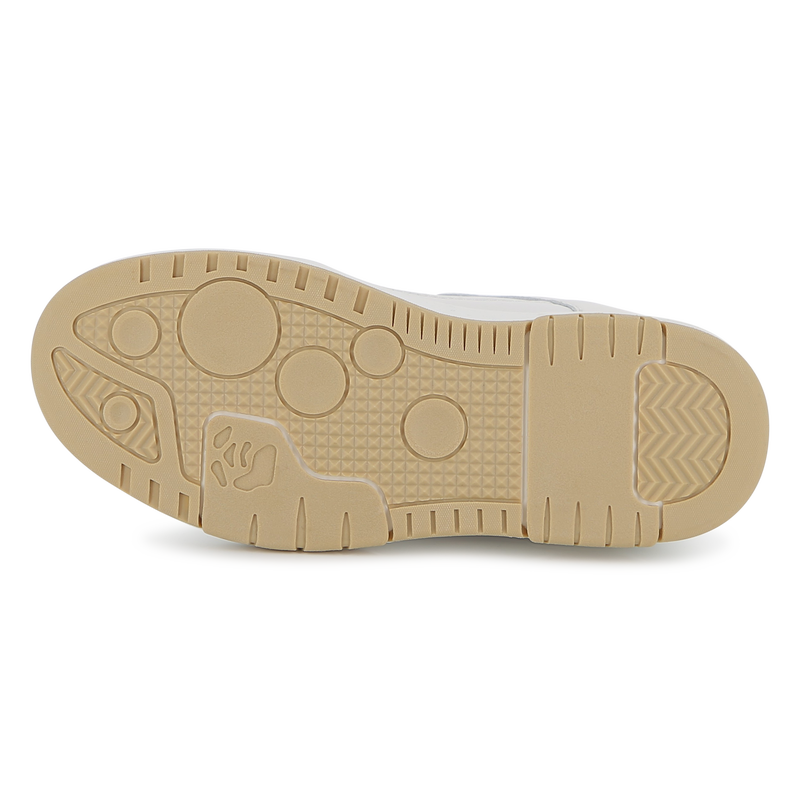 SNEAKER ZUM SCHN&Uuml;REN DKNY 
                        BOY