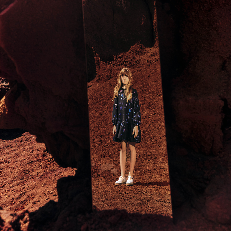 Lang&auml;rmeliges Kleid KENZO KIDS 
                        GIRL