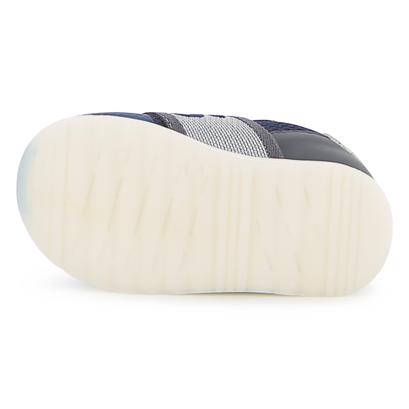 Sneaker mit Markengummi BOSS 
                        BOY