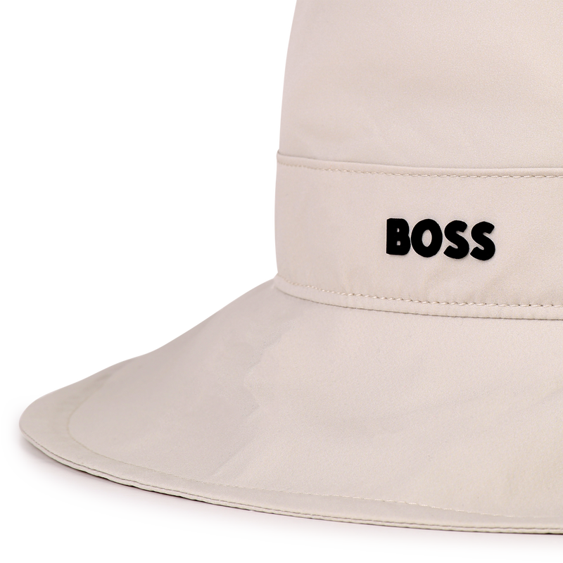 Hut BOSS 
                        BOY