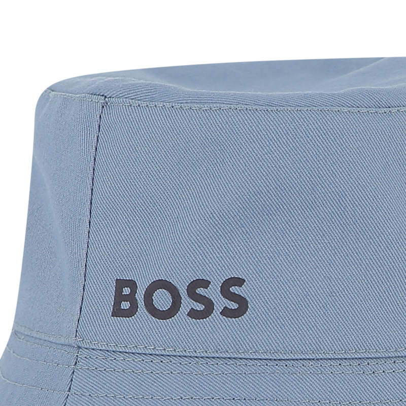 REVERSIBLER BOB BOSS 
                        BOY