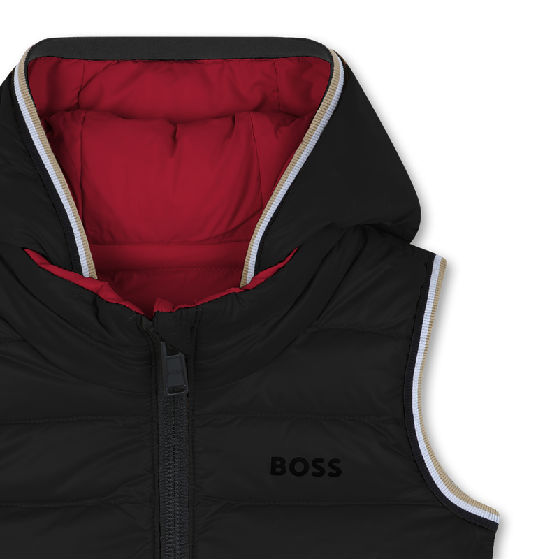 Wendbare &auml;rmellose Daunenjacke BOSS 
                        BOY