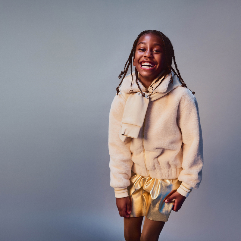 Goldene Shorts aus Kunstleder BOSS 
                        GIRL