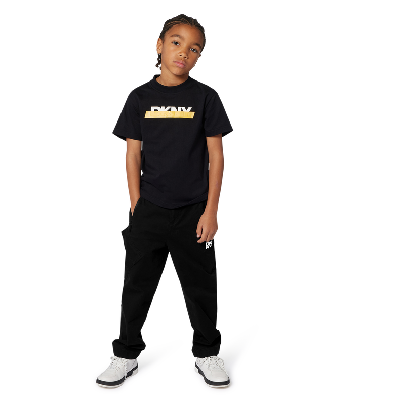 Kurzärmeliges T-Shirt DKNY 
                        BOY