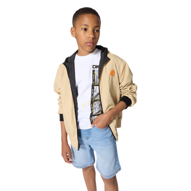 KURZ&Auml;RMELIGES T-SHIRT DKNY 
                        BOY