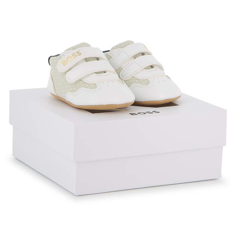 HAUSSCHUHE AUS SCHAFFELLEDER BOSS 
                        BOY