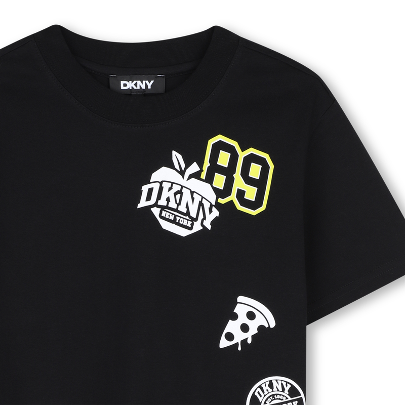 T-Shirt mit kurzen &Auml;rmeln DKNY 
                        JUNGE