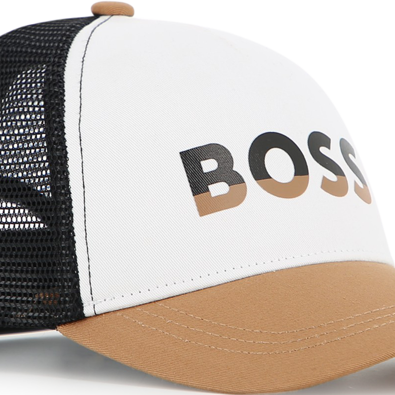 KAPPE MIT OFFENEM R&Uuml;CKEN BOSS 
                        BOY