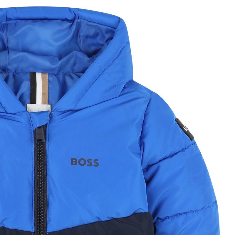 Zweifarbige Kapuzen-Steppjacke BOSS 
                        BOY