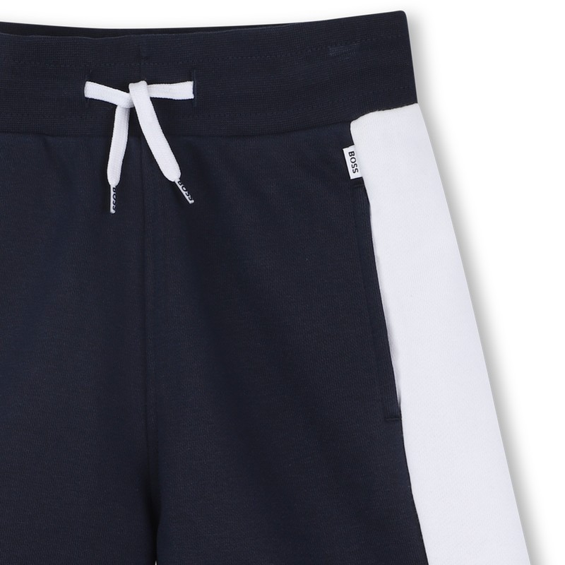 Dreifarbige Jogging-Bermudas BOSS 
                        BOY