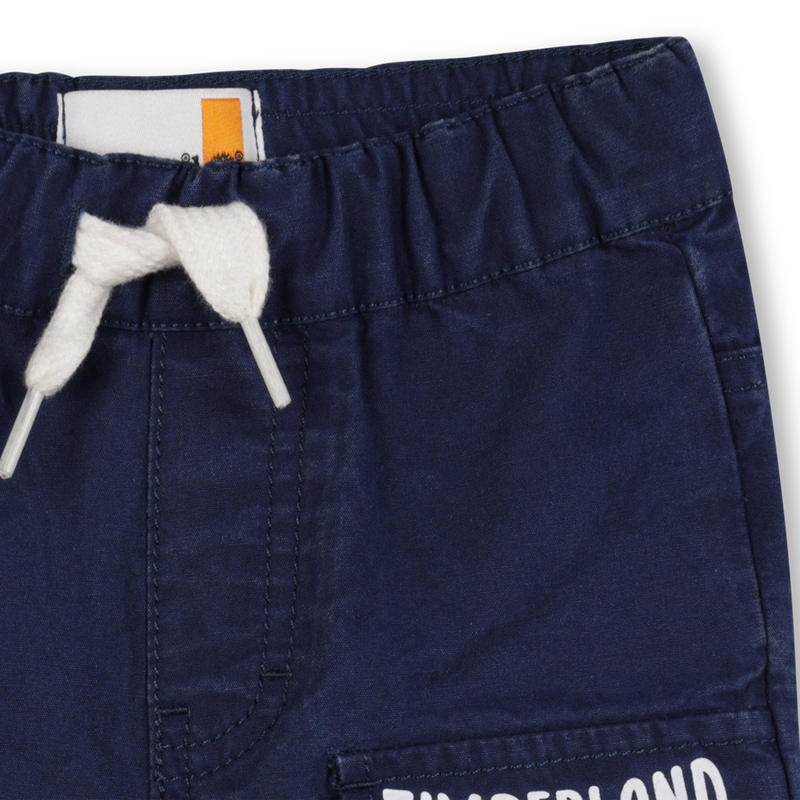 Shorts aus Gabardine TIMBERLAND 
                        BOY