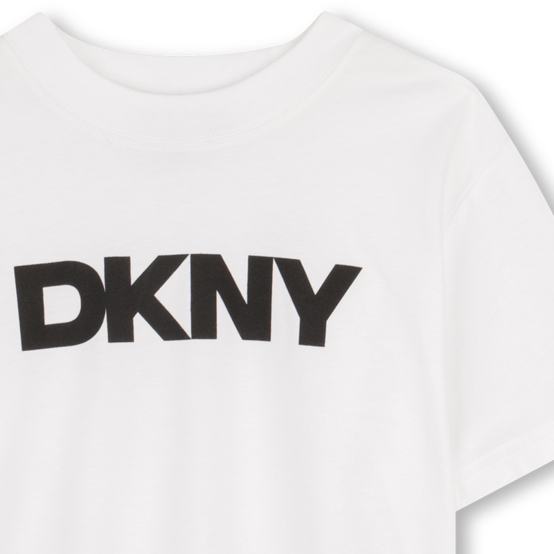 KURZÄRMELIGES T-SHIRT DKNY 
                        UNISEX