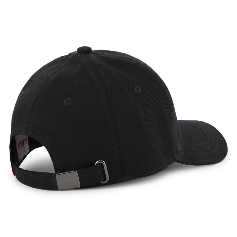 VERSTELLBARE KAPPE HUGO 
                        UNISEX