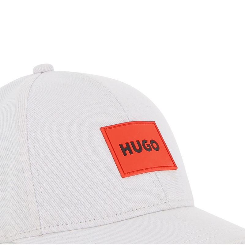 VERSTELLBARE KAPPE HUGO 
                        UNISEX