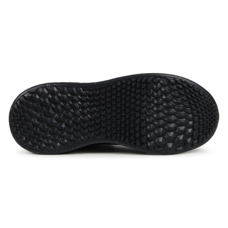 Hohe Sockensneaker DKNY 
                        UNISEX