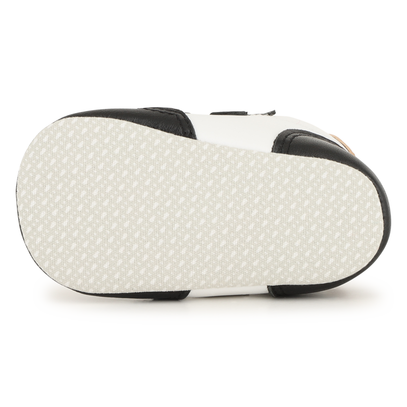 HAUSSCHUHE AUS SCHAFFELLEDER BOSS 
                        BOY