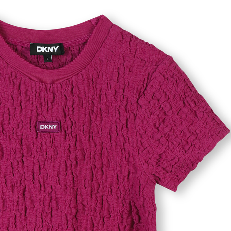 Strukturiertes Kurzarmkleid DKNY 
                        GIRL