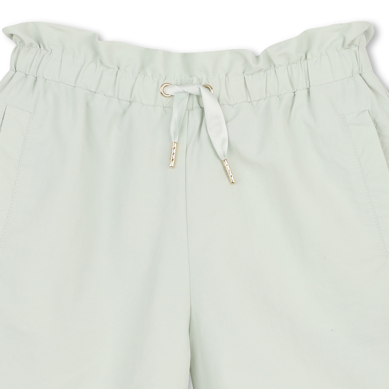 SHORTS MIT ELASTISCHEM BUND BOSS 
                        GIRL