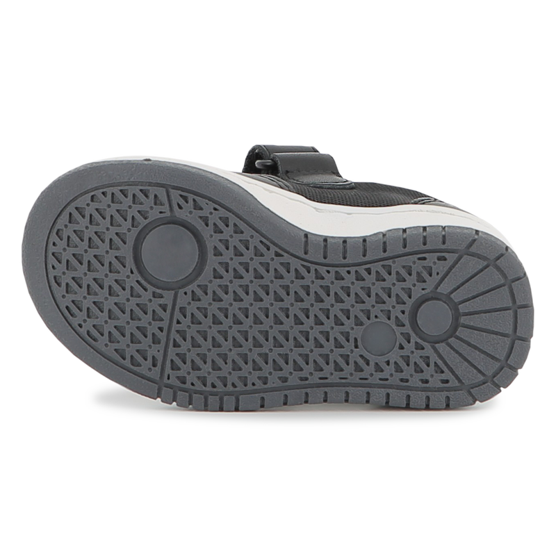 Sneaker mit elastischen Schnürsenkeln BOSS 
                        BOY