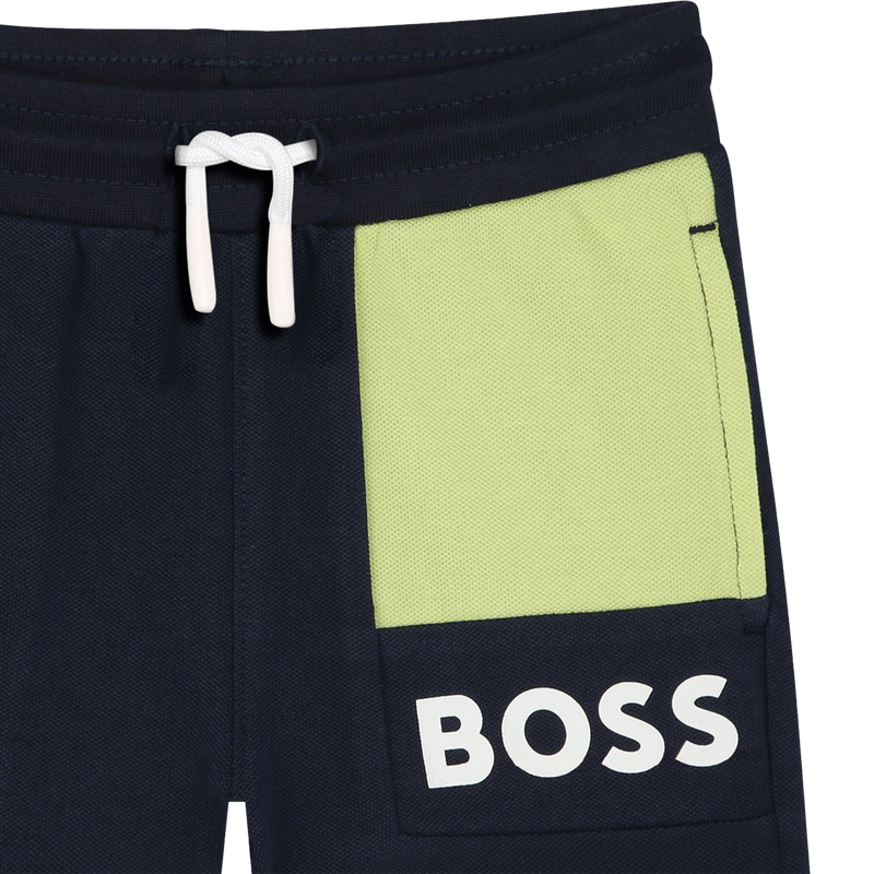 Gef&uuml;tterte Baumwollshorts BOSS 
                        BOY