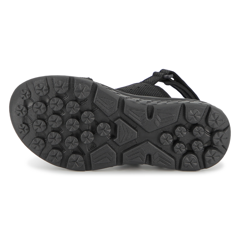 K&Uuml;NSTLICHE SANDALEN BOSS 
                        BOY