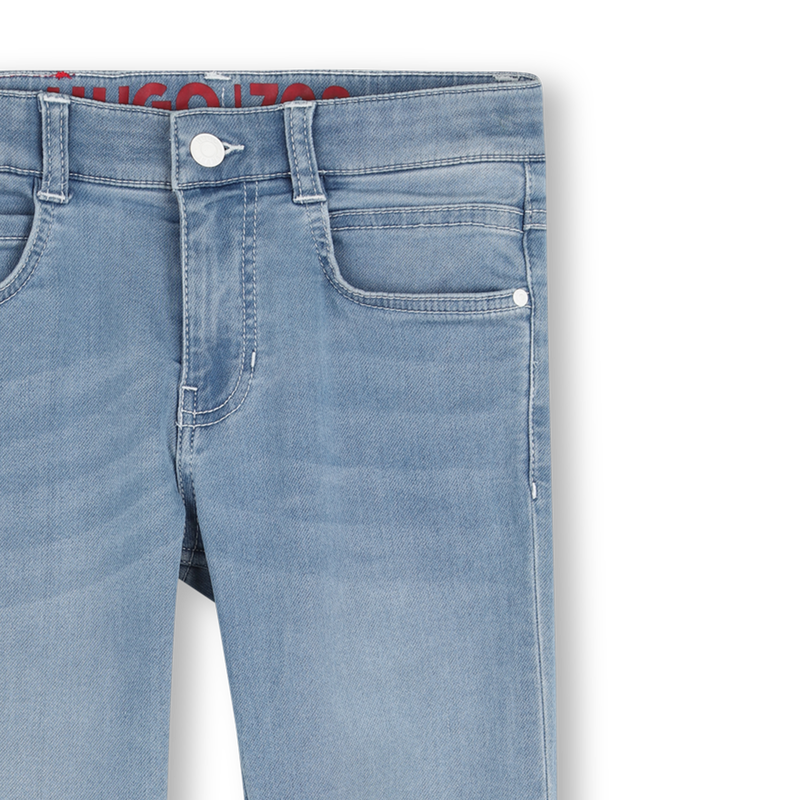 JEANS MIT 5 TASCHEN HUGO 
                        BOY