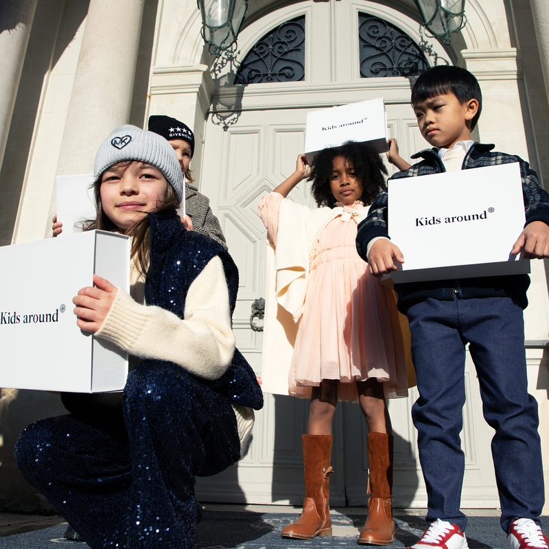 Stiefel aus zwei Lederarten CHLOE 
                    GIRL