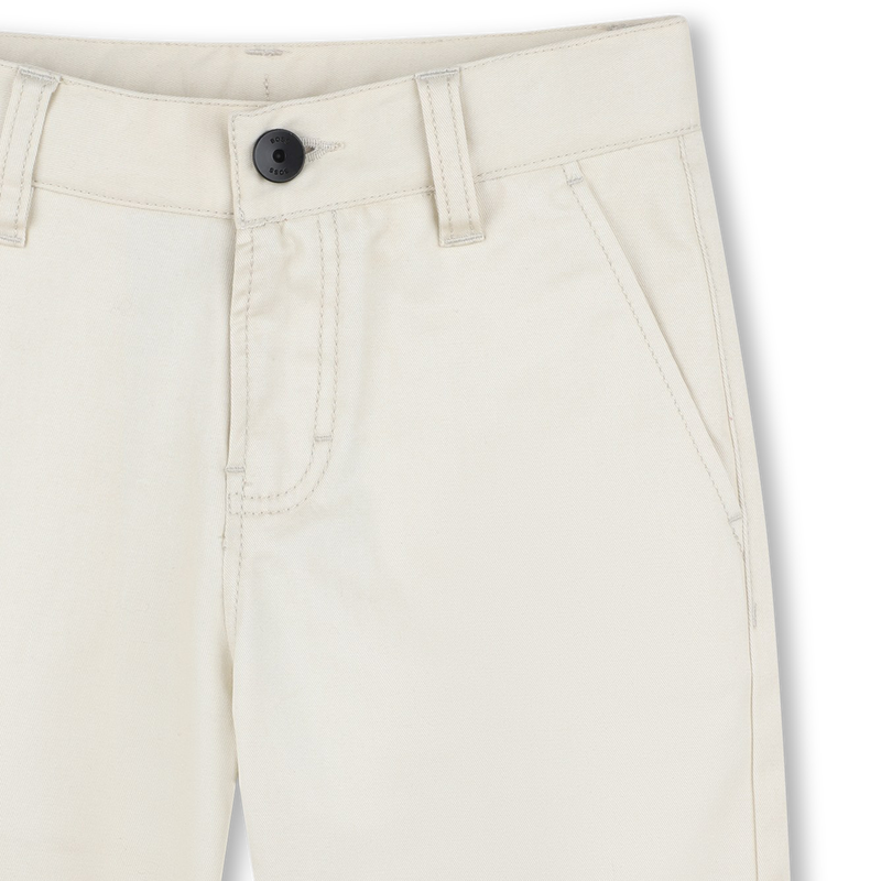 Gef&uuml;tterte Chino-Bermudas BOSS 
                        JUNGE