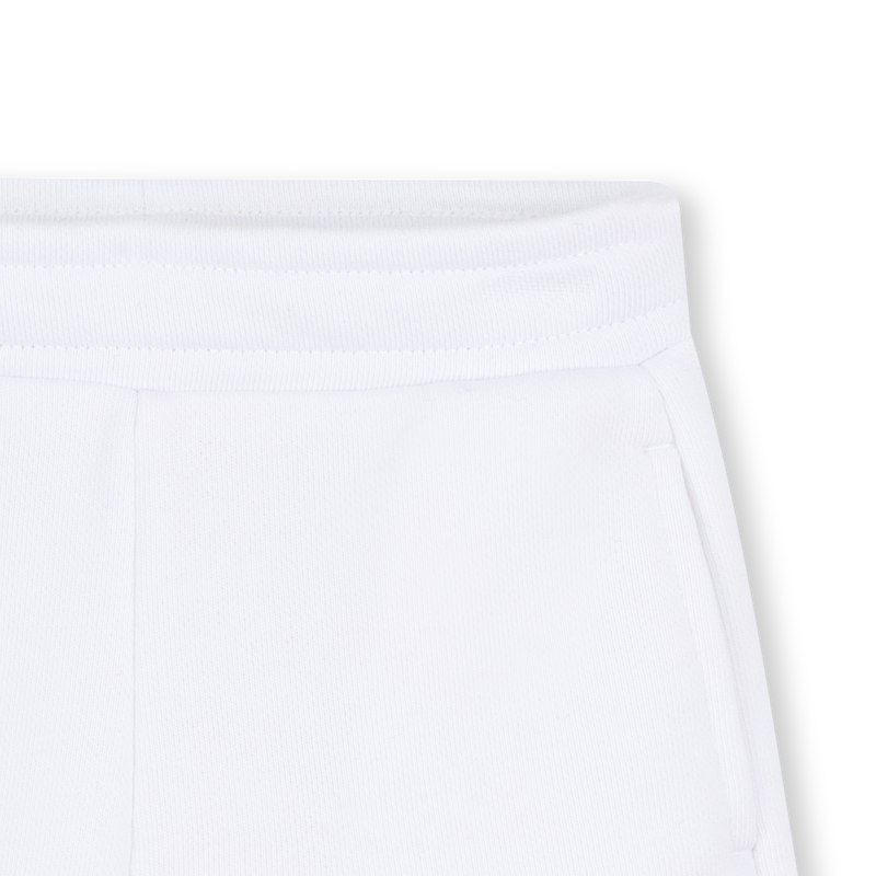 Einfarbige Sweatshorts BOSS 
                        BOY